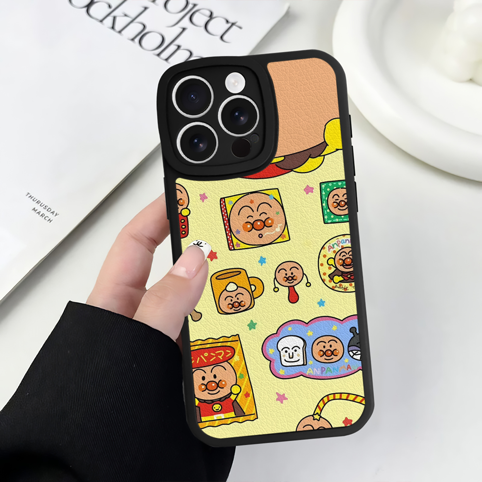（画像用） アンパンマン Anpanman 【iPhone 16シリーズ対応】シリコンスマホケース（レザー調） 材質：シリコン
